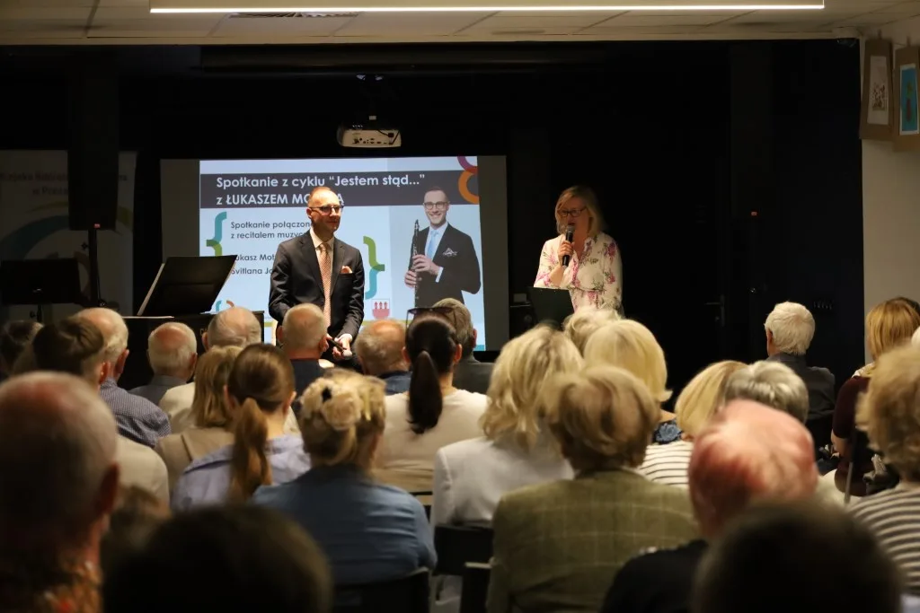 Spotkanie z Łukaszem Motyką w ramach cyklu „Jestem Stąd”